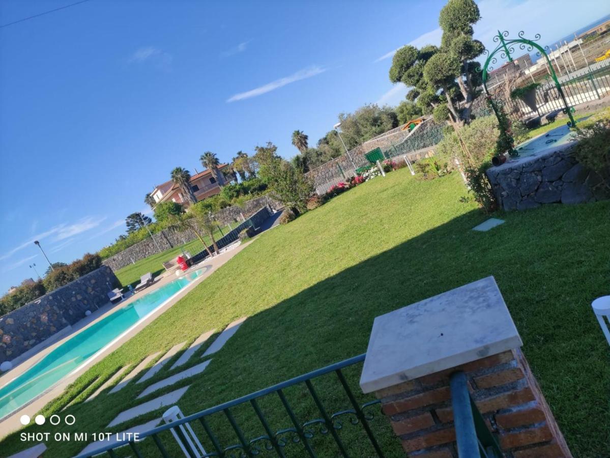 Appartamento Paradiso Con Piscina In Esclusiva Acireale