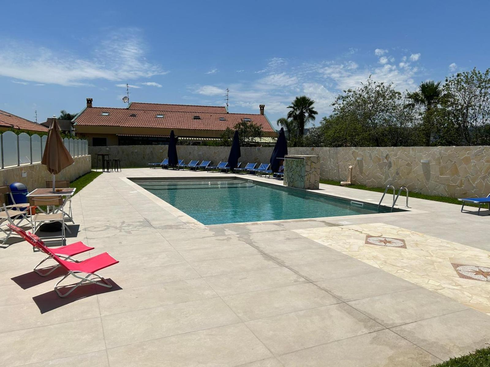 Apartment Paradiso 
